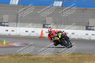 media/Nov-26-2022-Fastrack Riders (Sat) [[b001e85eef]]/Level 3/Session 3 Outside Turn 9/